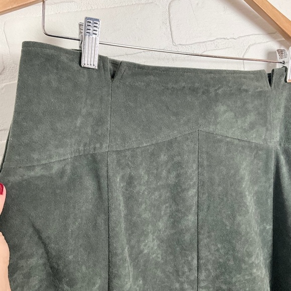 Vintage 90s Midi Skirt Faux Suede Flowy A-line Mossy Green Size L - Picture 5 of 9